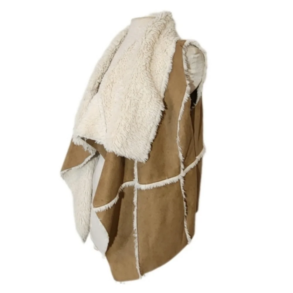 Xhileration Faux Suede & Sherpa Open Vest OS Brown - Picture 3 of 11